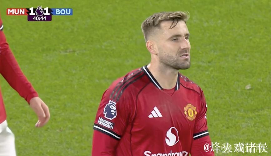 曼联后防频频失守,连续9场英超失球 曼联后防频频失守,连续9场英超失球