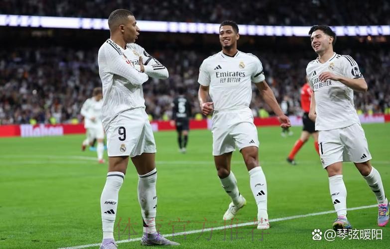 皇马关注里尔18岁中卫约罗 姆巴佩对其评价很高 皇马关注里尔18岁中卫约罗 姆巴佩对其评价很高