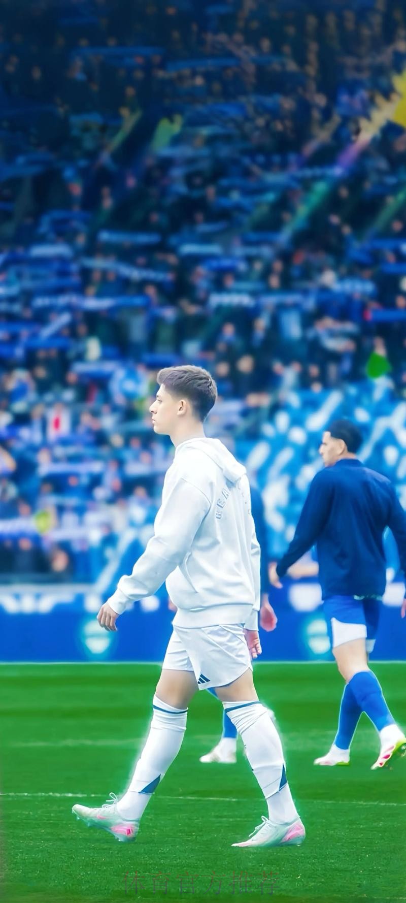 西媒:阿拉巴复出增强皇马的信心 他是更衣室领袖之一 西媒:阿拉巴复出增强皇马的信心 他是更衣室领袖之一